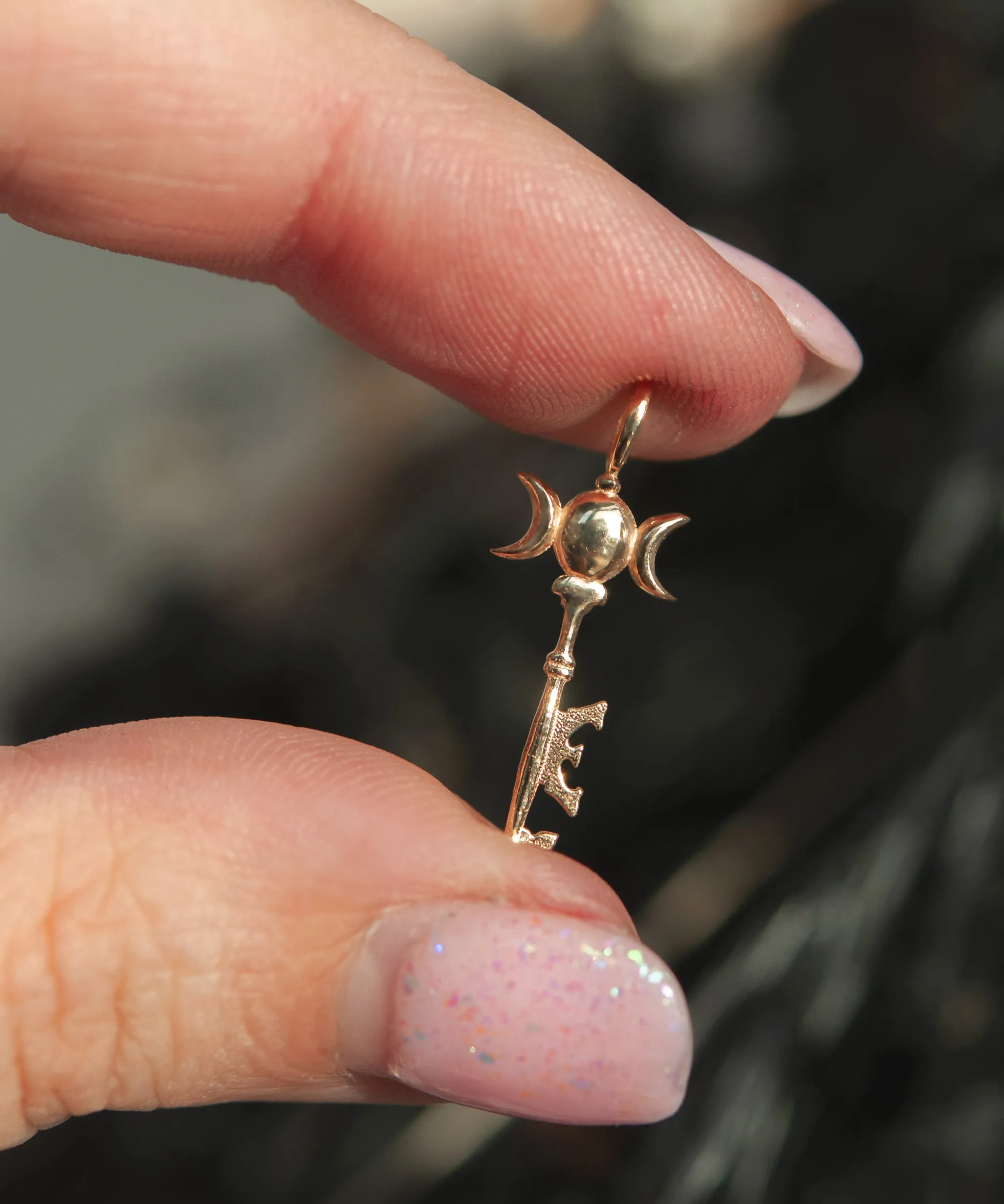Exclusive! Hecate Key